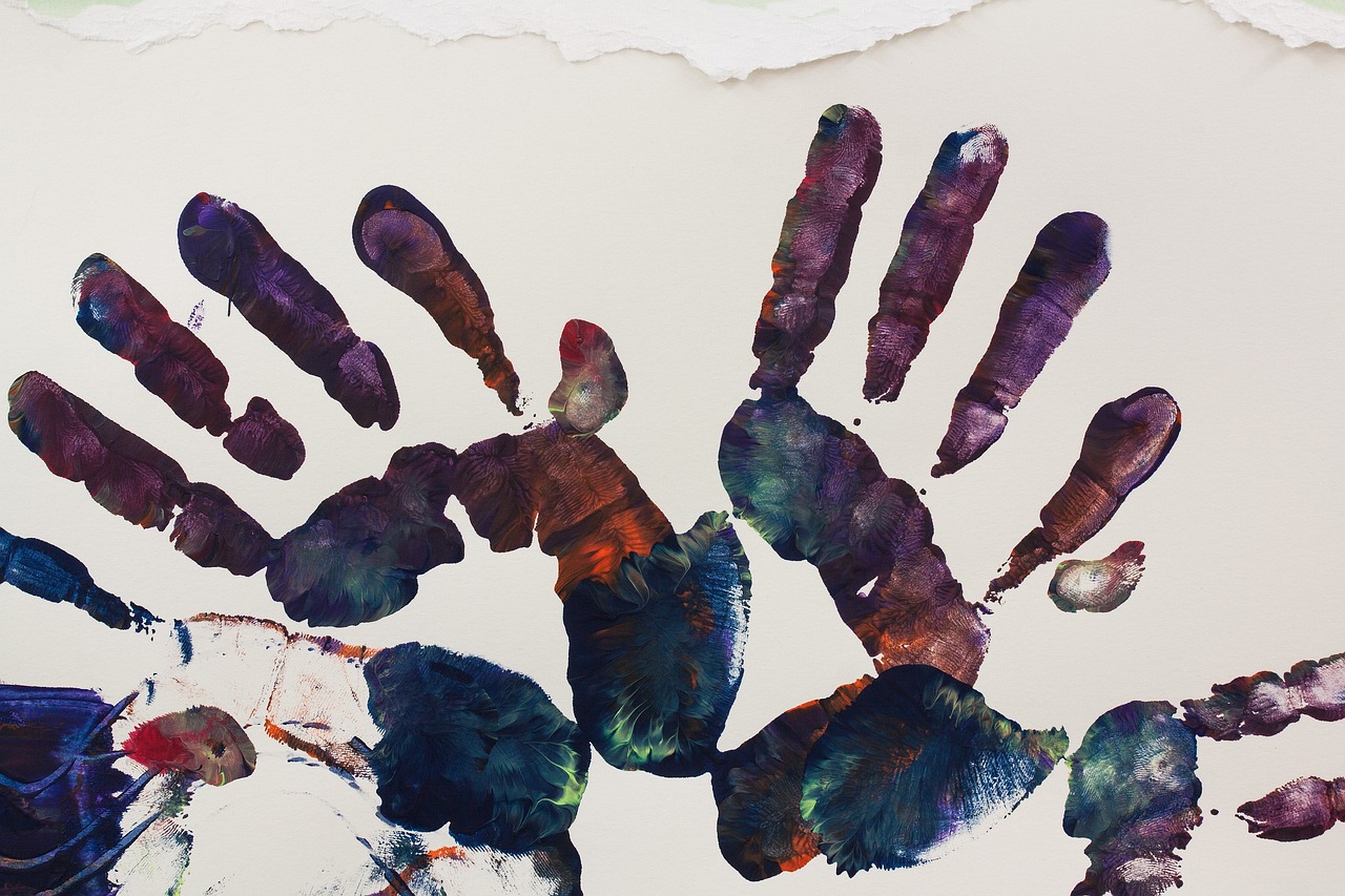 art-therapy-hand-hands-227585